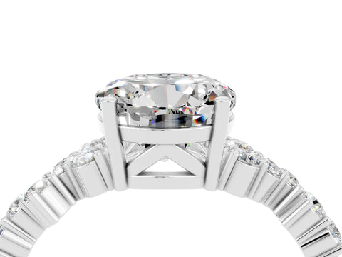 White gold Round Cut Diamond Cluster Pavé Band with Four-Prong Setting_4