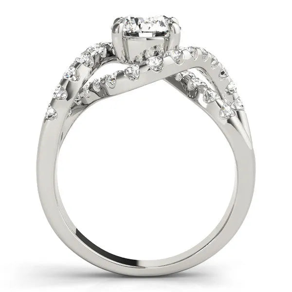 White gold Round Cut Diamond Halo Twist Band with Four-Prong Setting