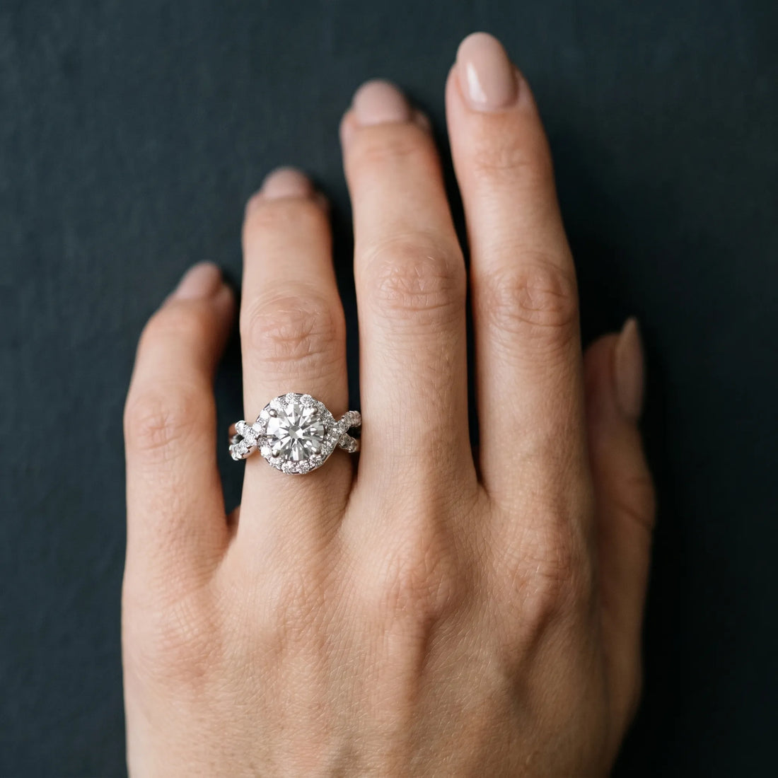 White gold Round Cut Diamond Halo Twist Band with Four-Prong Setting_24