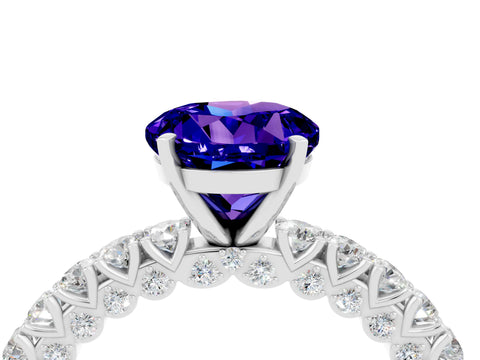 White gold Round Cut Diamond Pavé Band Solitaire Ring with Prong Setting_11