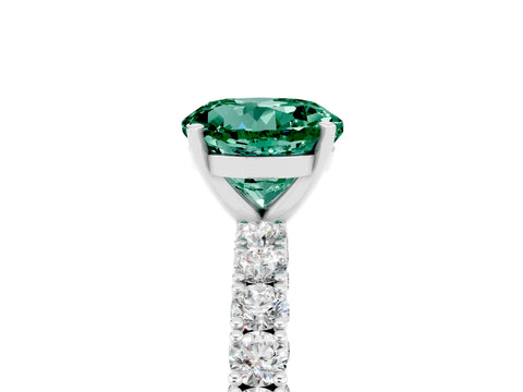 White gold Round Cut Diamond Pavé Band Solitaire Ring with Prong Setting_11