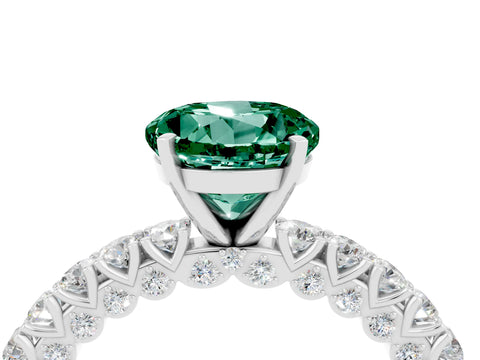 White gold Round Cut Diamond Pavé Band Solitaire Ring with Prong Setting_4