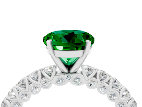 White gold Round Cut Diamond Pavé Band Solitaire Ring with Prong Setting_4