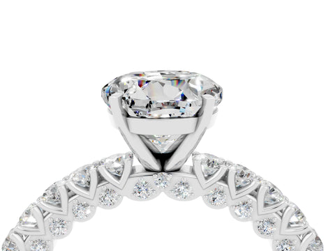 White gold Round Cut Diamond Pavé Band Solitaire Ring with Prong Setting_4
