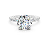 White gold Round Cut Diamond Pavé Band with Six-Prong Setting