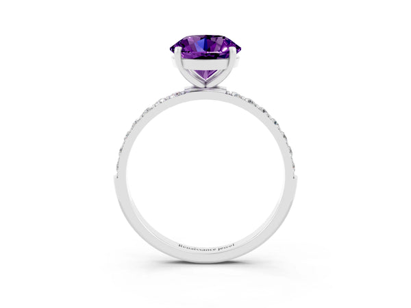 Platinum Round Cut Amethyst Solitaire Ring with Round Pavé Shoulders and Prong Setting
