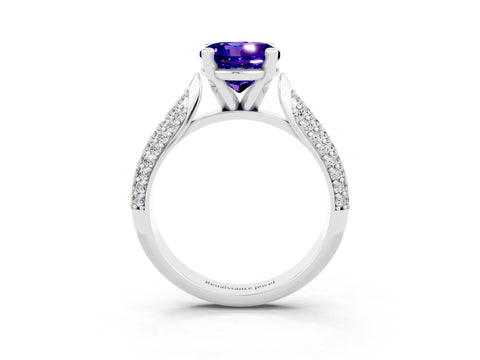 White gold Round Cut Diamond Solitaire Engagement Ring with Pavé Band and Four-Prong Setting_3