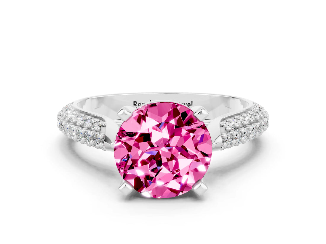 White gold Round Cut Diamond Solitaire Engagement Ring with Pavé Band and Four-Prong Setting