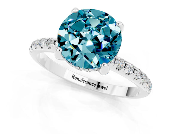 Silver Round Cut Diamond Solitaire Ring with Four-Prong Setting and Pavé Band