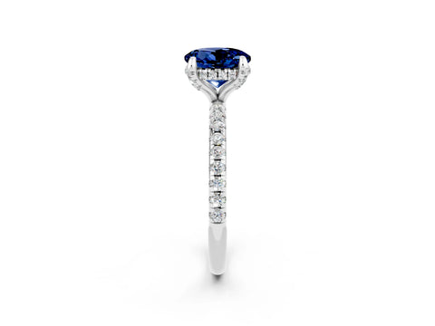 White gold Round Cut Diamond Solitaire Ring with Four-Prong Setting and Pavé Band_2