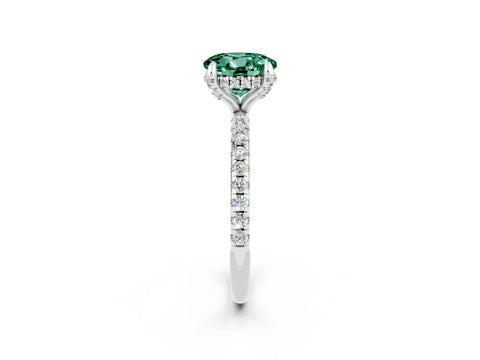 White gold Round Cut Diamond Solitaire Ring with Four-Prong Setting and Pavé Band_2