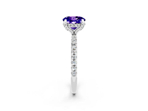 White gold Round Cut Diamond Solitaire Ring with Four-Prong Setting and Pavé Band_2