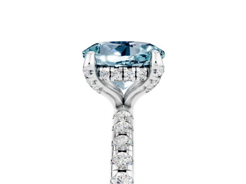 White gold Round Cut Diamond Solitaire Ring with Four-Prong Setting and Pavé Band_5