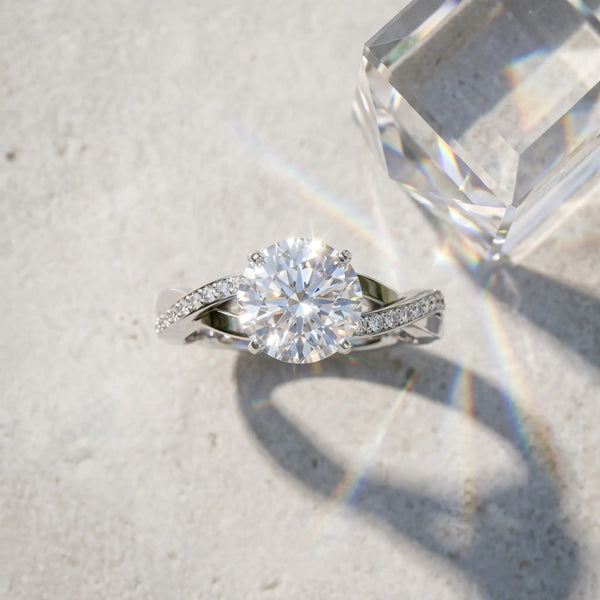 White gold Round Cut Diamond Twisted Band Engagement Ring with Prong Setting