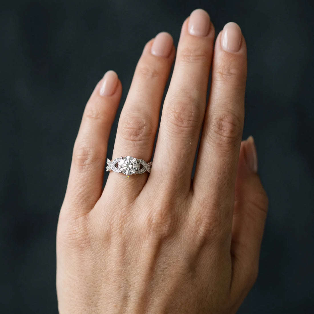 White gold Round Cut Diamond Twisted Band with Milgrain Pave Setting and Four-Prong Setting_16