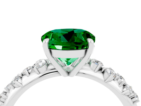 White gold Round Cut Emerald Cluster Side Stone Solitaire Ring with Prong Setting_28