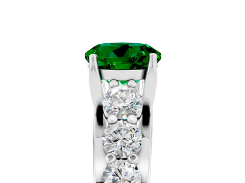 White gold Round Cut Emerald Engagement Ring with Pavé Band and Four-Prong Setting_5