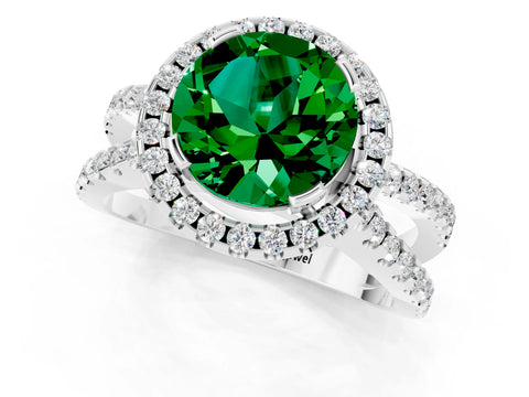 White gold Round Cut Emerald Halo Ring with Split Shank Pavé Band and Prong Setting_1