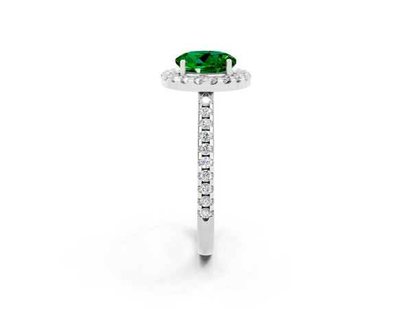 White gold Round Cut Emerald Pavé Halo Ring with Four-Prong Setting