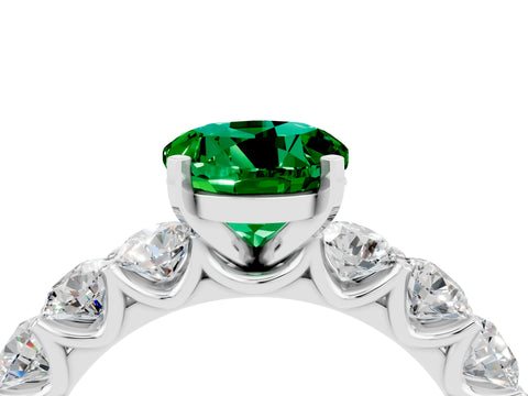 White gold Round Cut Emerald Prong Setting with Side Stones on a Pave Band_4