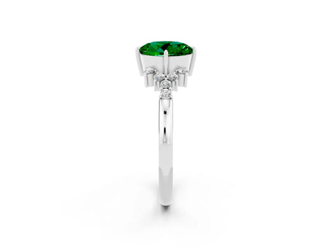 White gold Round Cut Emerald Ring with Side Stones and Four-Prong Setting_38