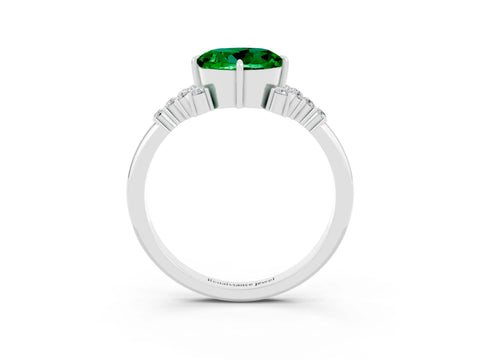 White gold Round Cut Emerald Ring with Side Stones and Four-Prong Setting_39