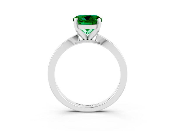White gold Round Cut Emerald Solitaire Engagement Ring with Classic Band and Four-Prong Setting