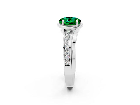 White gold Round Cut Emerald Solitaire Ring with Split Shank and Prong Setting_2