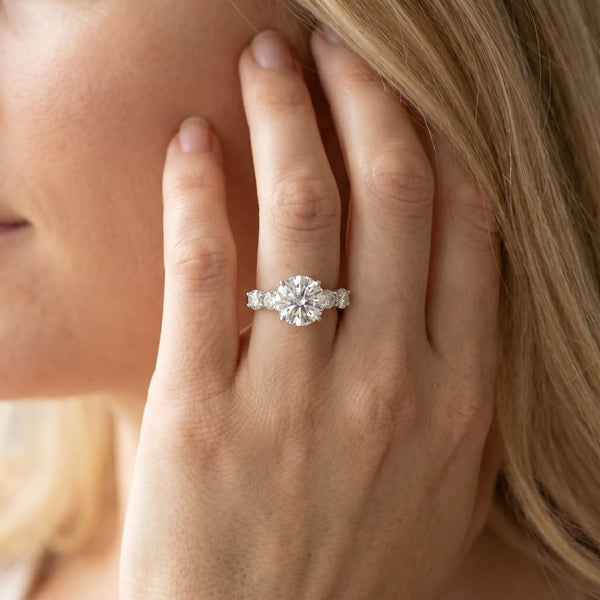 White gold Round Cut Five-Stone Prong Set Diamond Ring with Classic Band