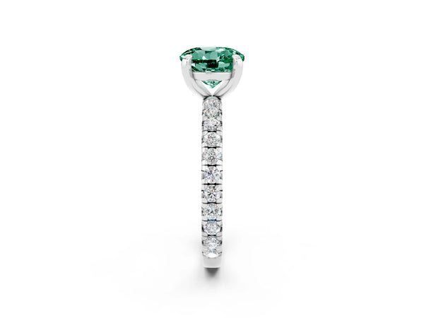 White gold Round Cut Green Sapphire Pavé Solitaire Ring with Round Band and Prong Setting