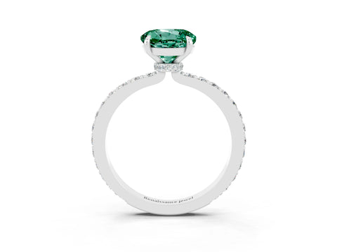 White gold Round Cut Green Sapphire Ring with Pavé Band and Four-Prong Setting_3