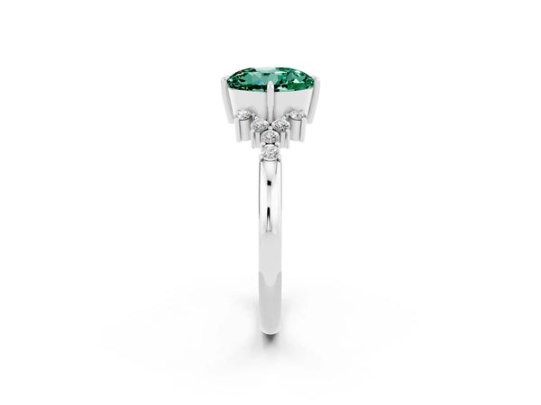 White gold Round Cut Green Sapphire Ring with Side Stones and Four-Prong Setting