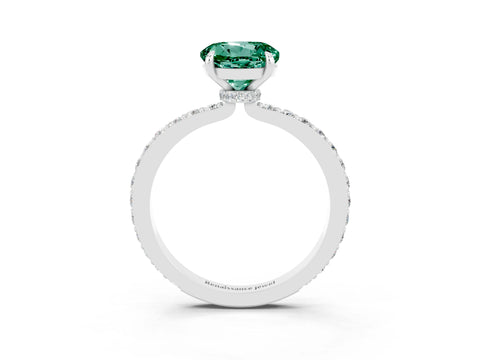 White gold Round Cut Green Sapphire Solitaire Engagement Ring with Pavé Band and Four-Prong Setting_3