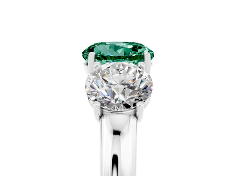 White gold Round Cut Green Sapphire Three-Stone Ring with Four-Prong Setting and Classic Band_5