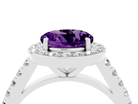 White gold Round Cut Halo Diamond Ring with Pavé Band and Three-Prong Setting_4