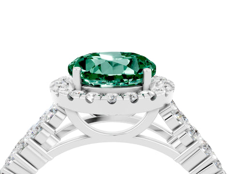 White gold Round Cut Halo Pavé Diamond Engagement Ring with Split Shank and Four-Prong Setting_4