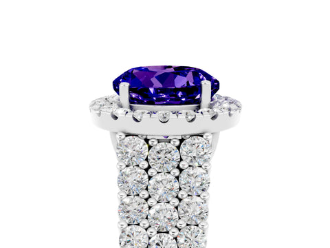 White gold Round Cut Halo Pavé Diamond Engagement Ring with Split Shank and Four-Prong Setting_5