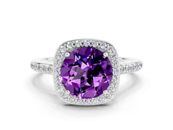 Platinum Round Cut Halo Round Diamond Pavé Band with Four-Prong Setting