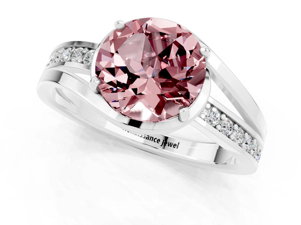 Platinum Round Cut Morganite Solitaire Ring with Split Shank and Prong Setting