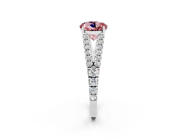 White gold Round Cut Morganite Split Shank Pavé Engagement Ring with Four-Prong Setting