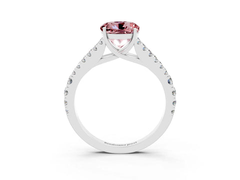 White gold Round Cut Morganite Split Shank Pavé Engagement Ring with Four-Prong Setting_15