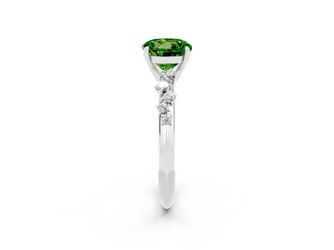 White gold Round Cut Peridot Cluster Side Stone Solitaire Ring with Prong Setting_26