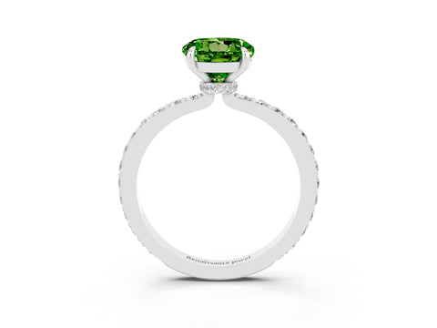 White gold Round Cut Peridot Solitaire Engagement Ring with Pavé Band and Four-Prong Setting_3