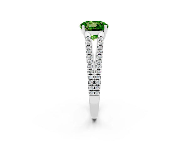 White gold Round Cut Peridot Solitaire Engagement Ring with Split Shank Pavé Band