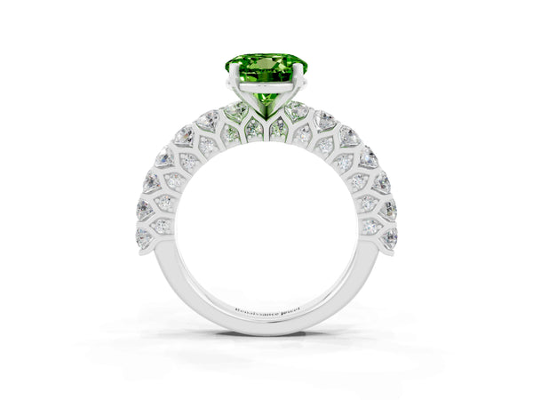 White gold Round Cut Peridot Solitaire Ring with Shared Prong Pavé Band and Four-Prong Setting