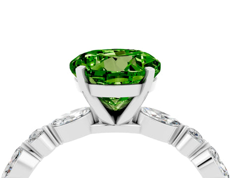 White gold Round Cut Peridot Solitaire with Side Stones on a Pavé Band and Four-Prong Setting_4