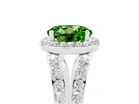 White gold Round Cut Peridot Split Shank Halo Ring with Four-Prong Setting_17