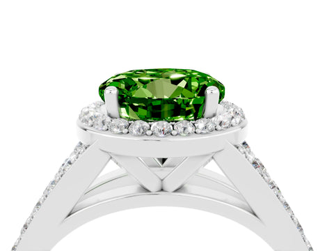 White gold Round Cut Peridot Split Shank Halo Ring with Four-Prong Setting_28