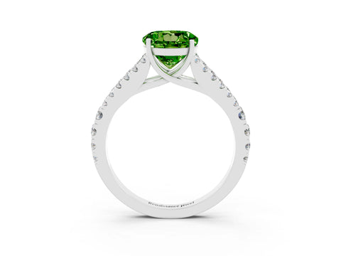 White gold Round Cut Peridot Split Shank Pavé Engagement Ring with Four-Prong Setting_15