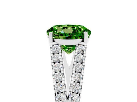 White gold Round Cut Peridot Split Shank Pavé Engagement Ring with Four-Prong Setting_17